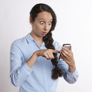 surprise, phone, anxious-2840248.jpg
